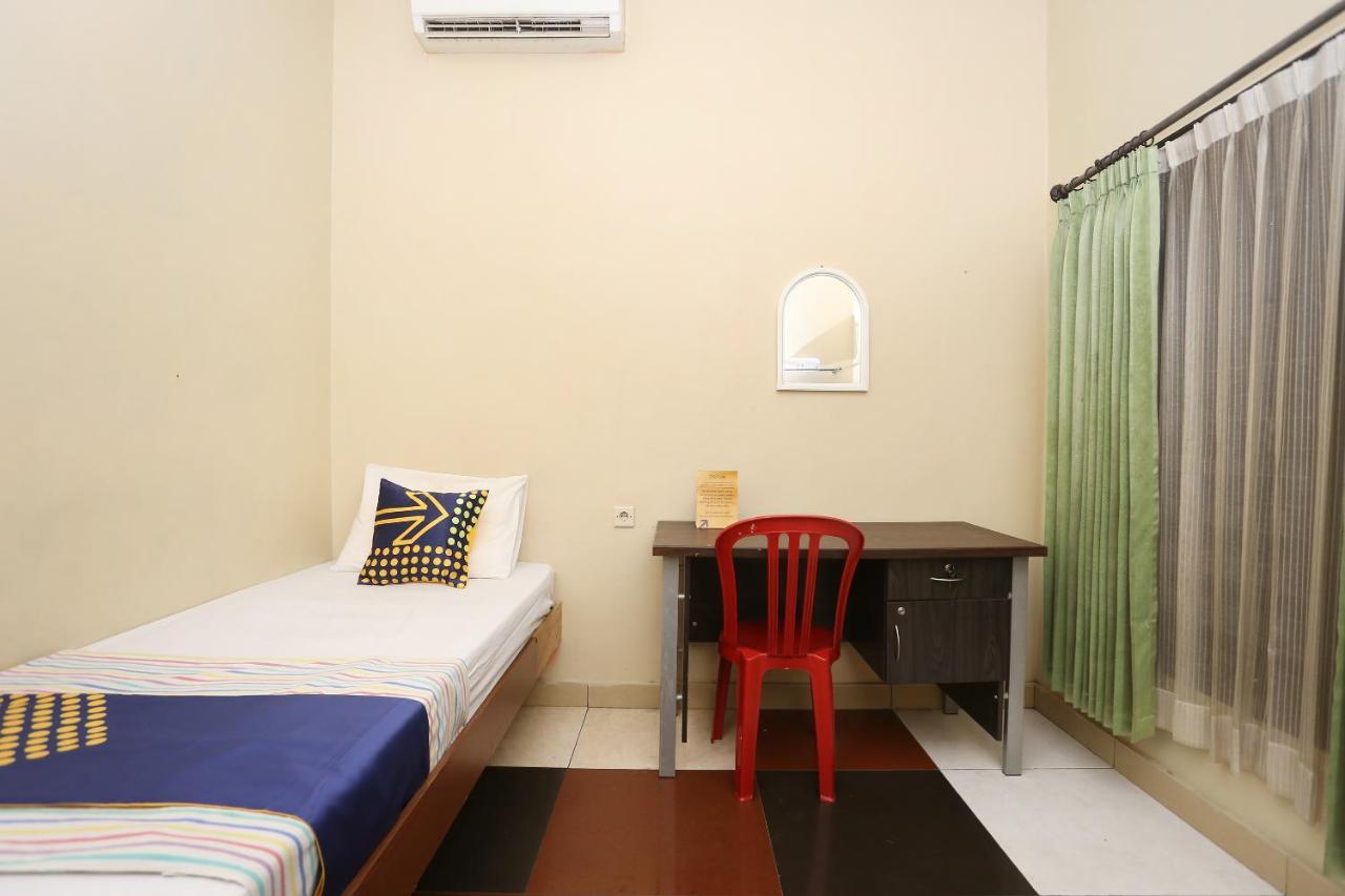 Spot On 2358 Aster Homestay Melati Exterior photo